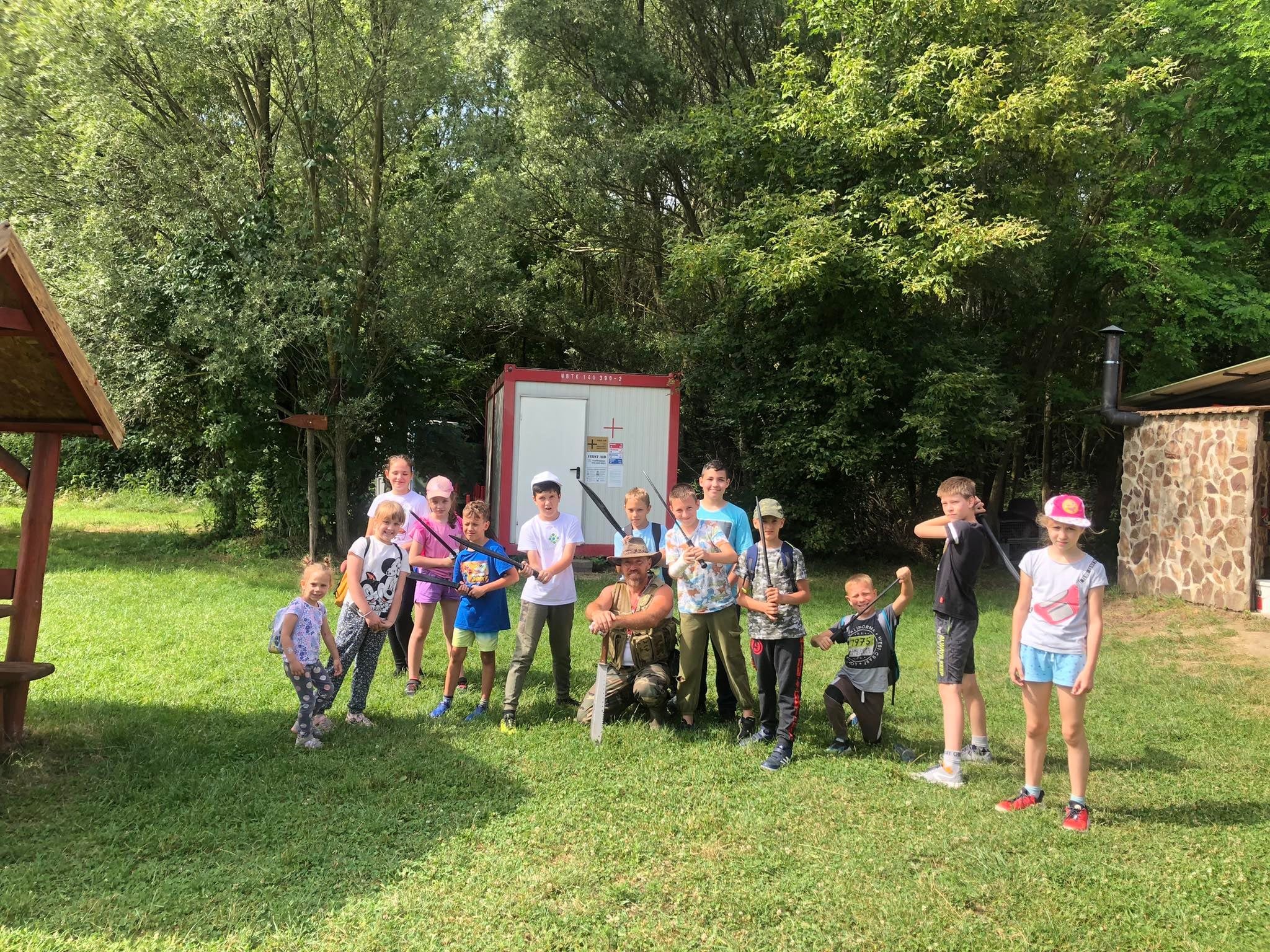 KÖVÉR RANCH-on készült, gyerek tábori kép a helyszínről, gyerekekkel